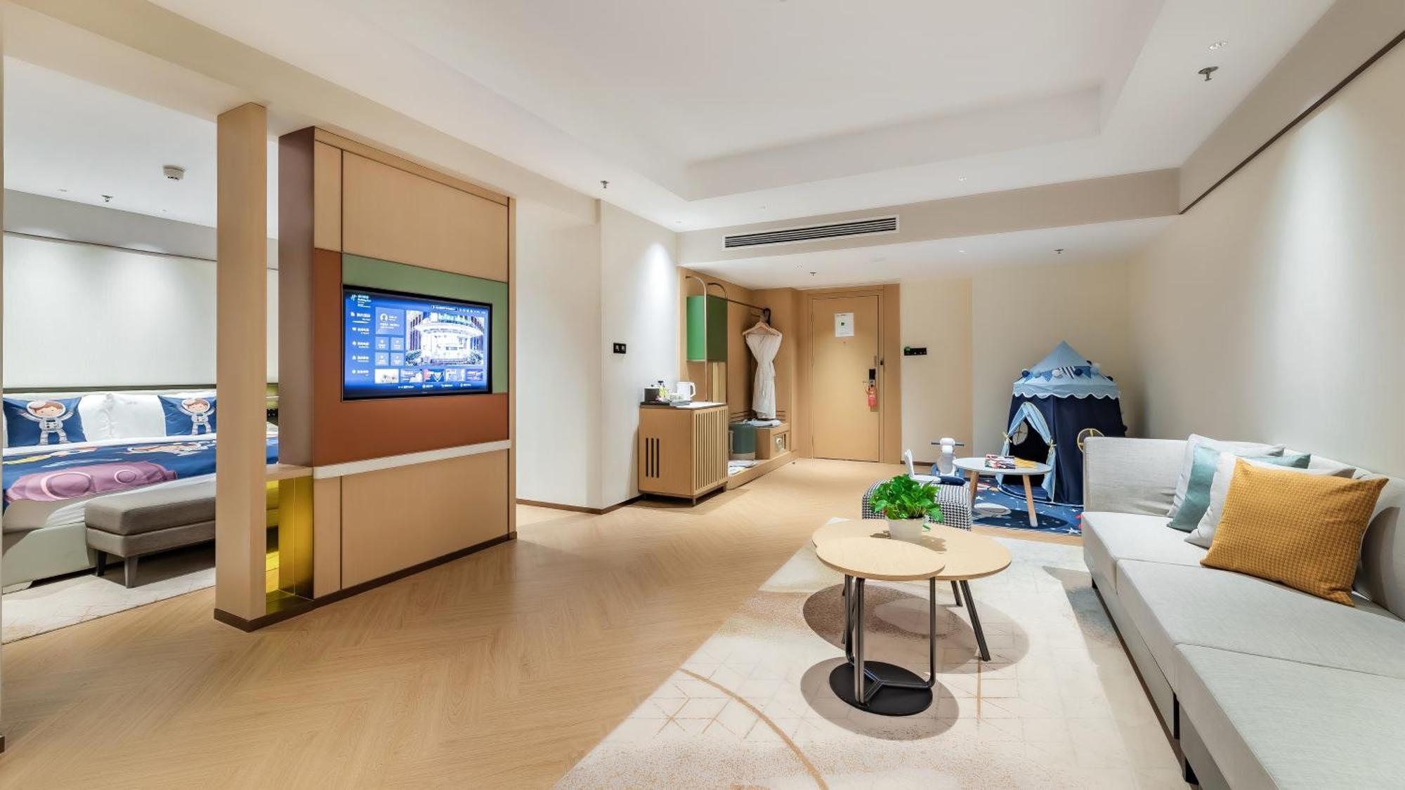 Holiday Inn Chongqing Guanyinqiao By Ihg Exterior foto